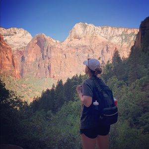 Meet your Posher, Rachel